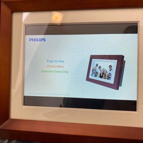 Phillips Home Essentials 8" Digital Photo Frame New Open Box brown - Picture 10 of 10